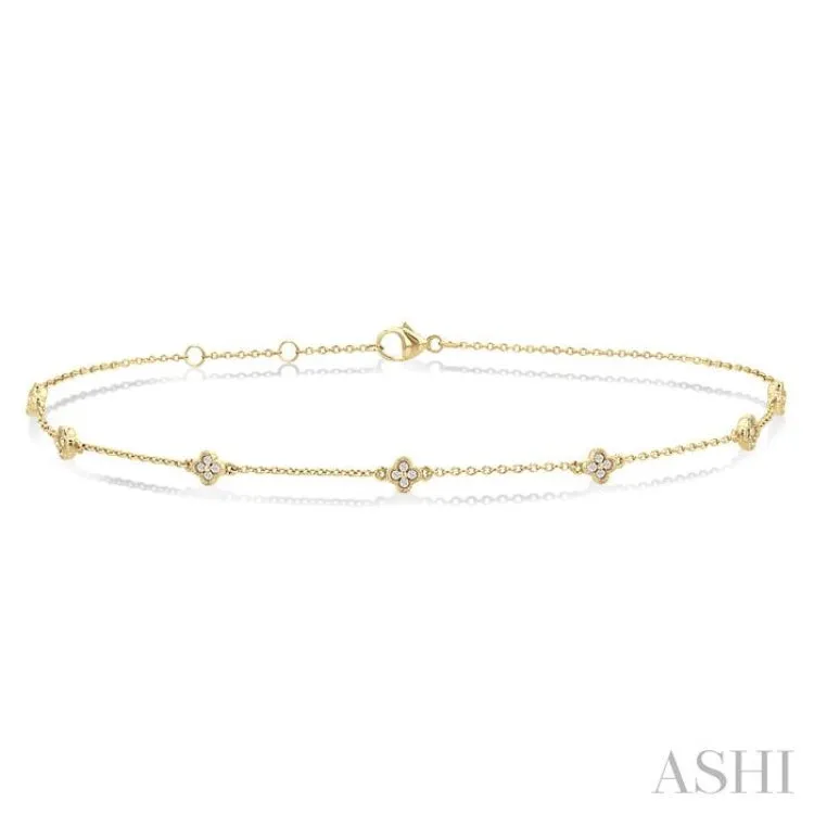 1/10 ctw Clover Motif Round Cut Diamond Station Bracelet in 10K Yellow Gold