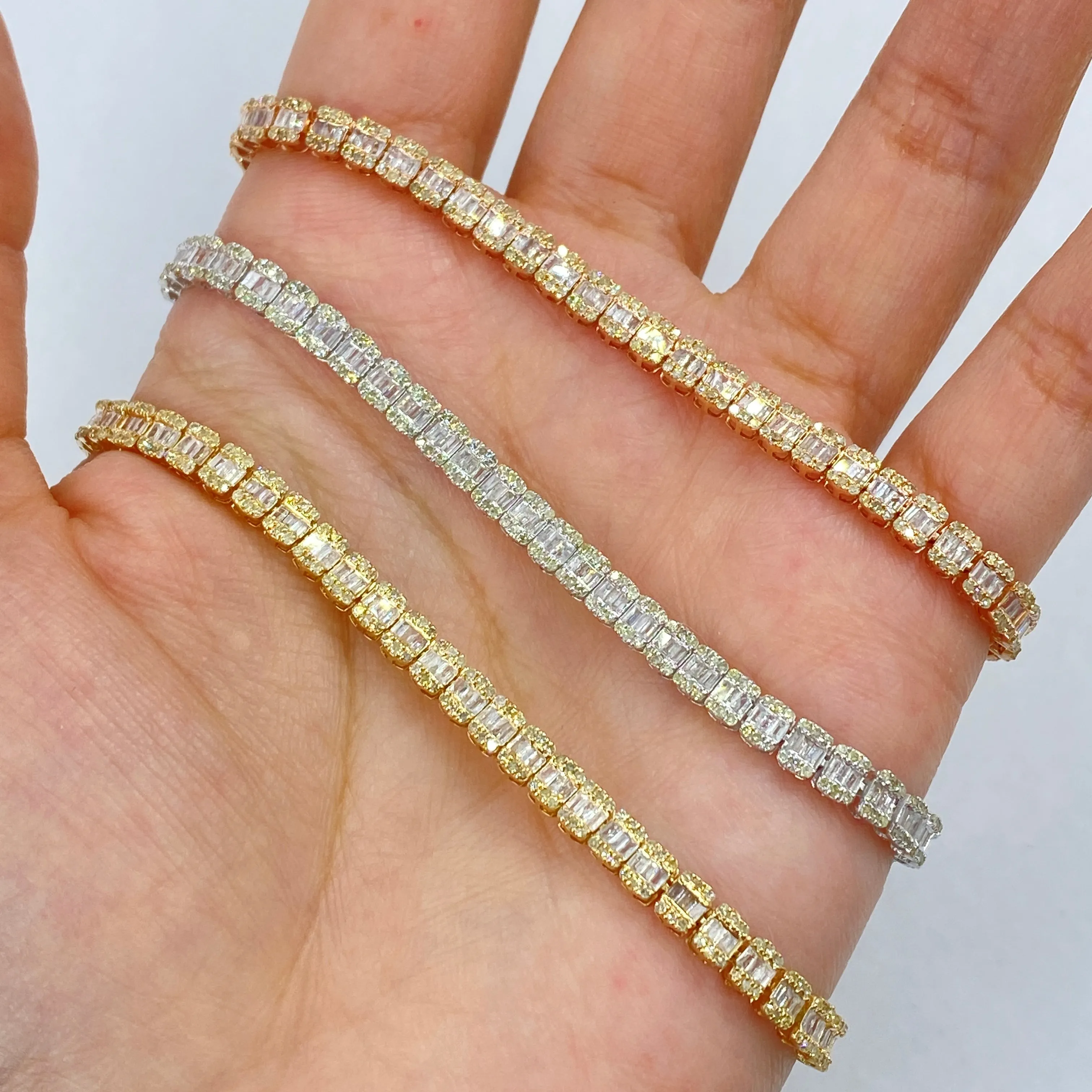 14K 4.3MM Baguette Tennis Bracelet 7"