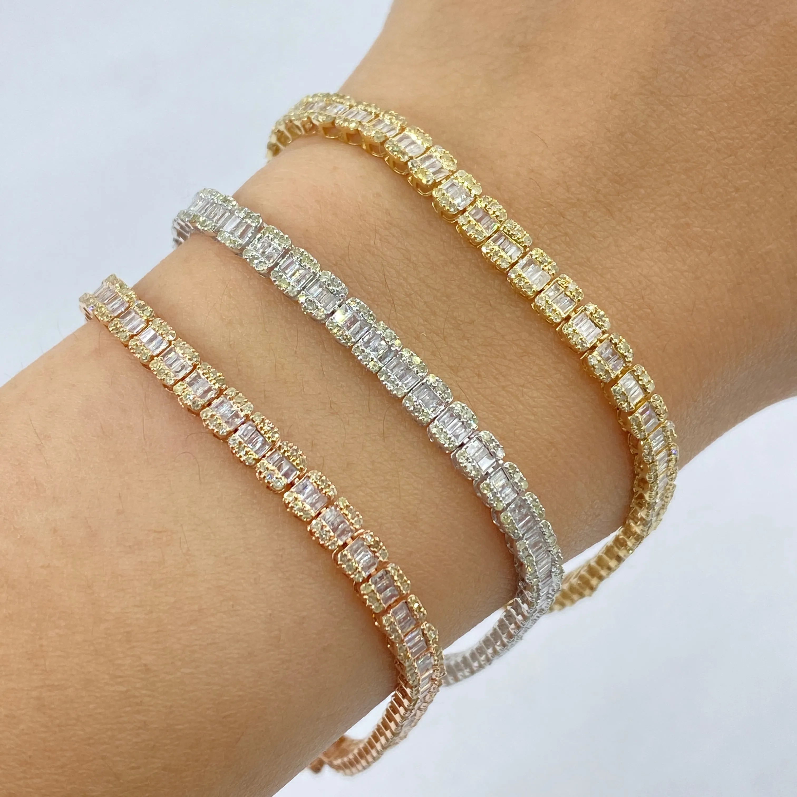 14K 4.3MM Baguette Tennis Bracelet 7"