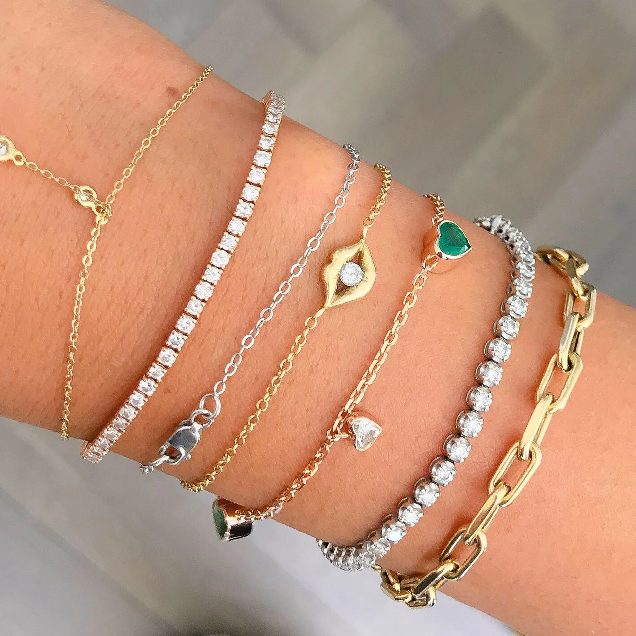 14K Gold Diamond Lip Pout Bracelet