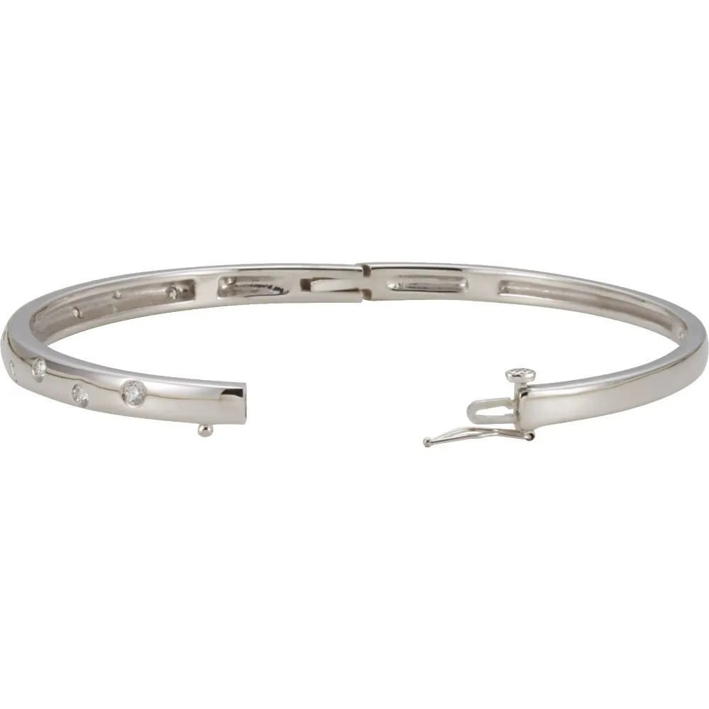 14k White Gold 1/2 CTW Diamond Bangle Bracelet