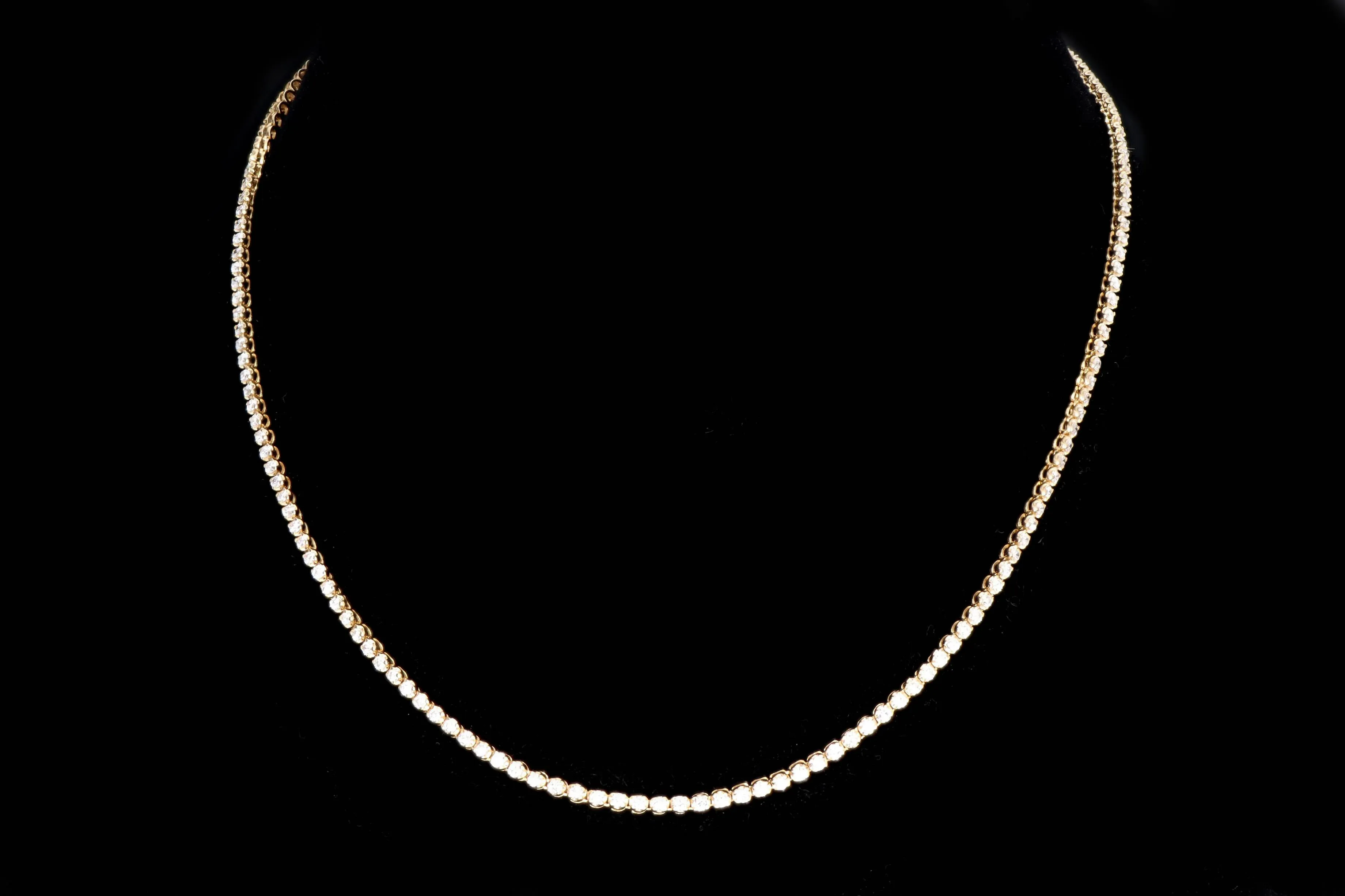 14K Yellow Gold 3.75 Carat Total Weight Round Brilliant Cut Diamond Tennis Necklace