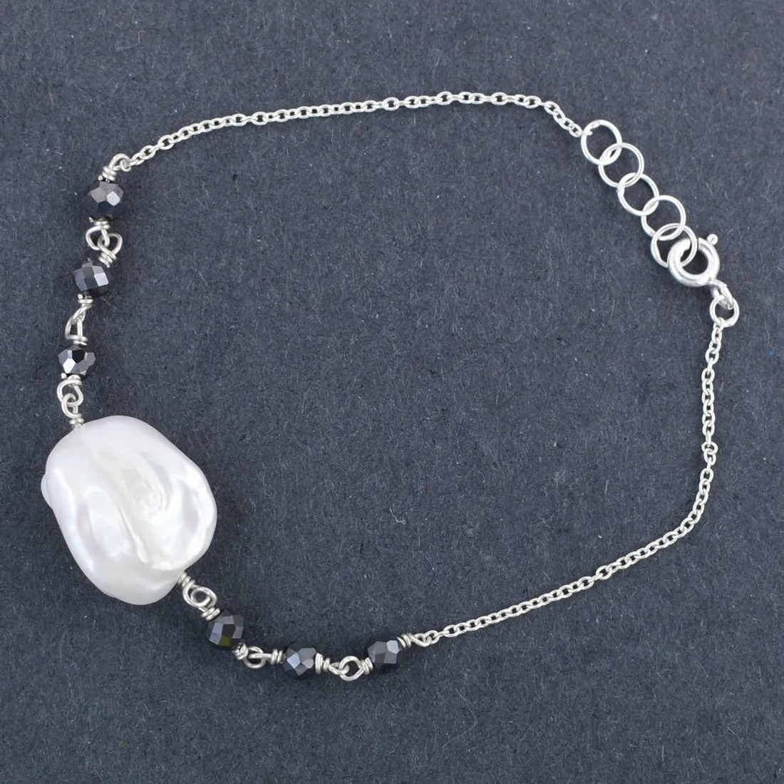 18.05 Ct Certified Black Diamond Chain Bracelet With Baroque Pearl