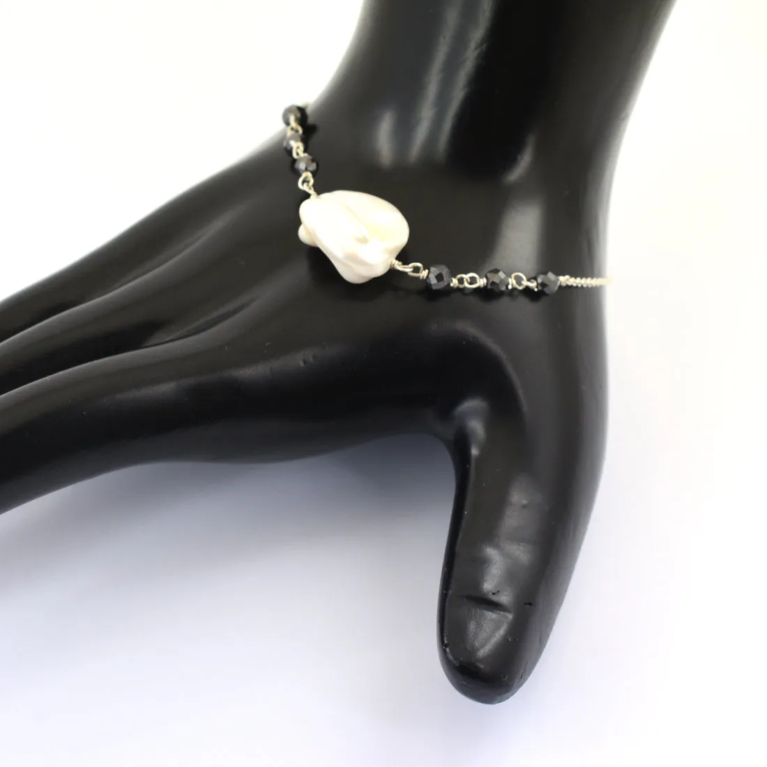 18.05 Ct Certified Black Diamond Chain Bracelet With Baroque Pearl