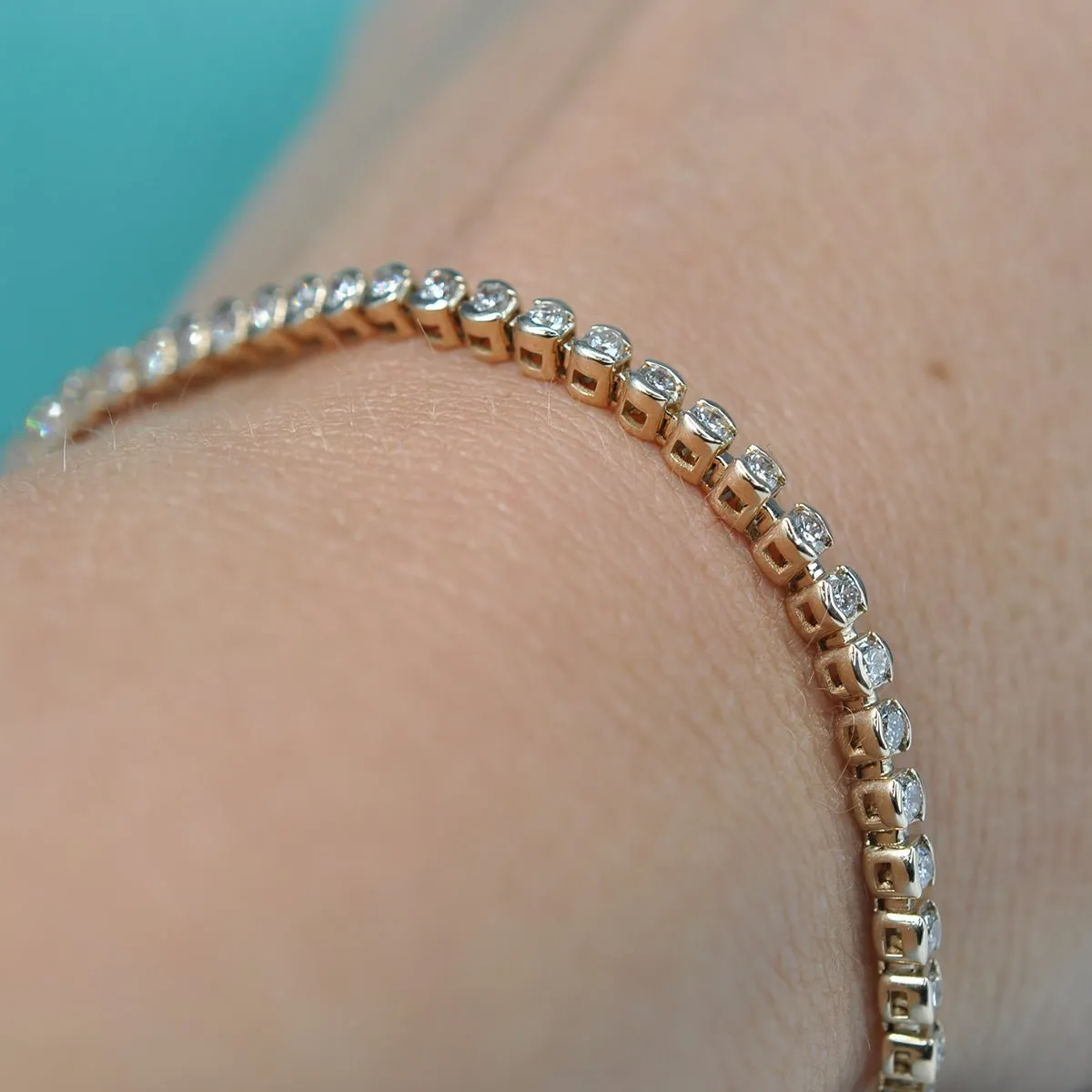 2.00-6.00 CT Round Cut Diamonds - Tennis Bracelet