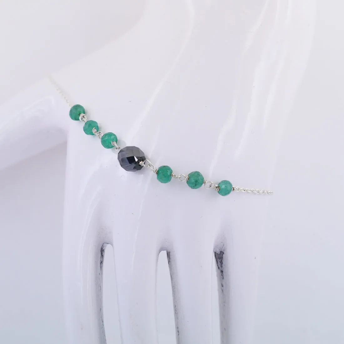 4 mm Emerald Gemstone Chain Bracelet With 6 mm Black Bead,  AAA Certified
