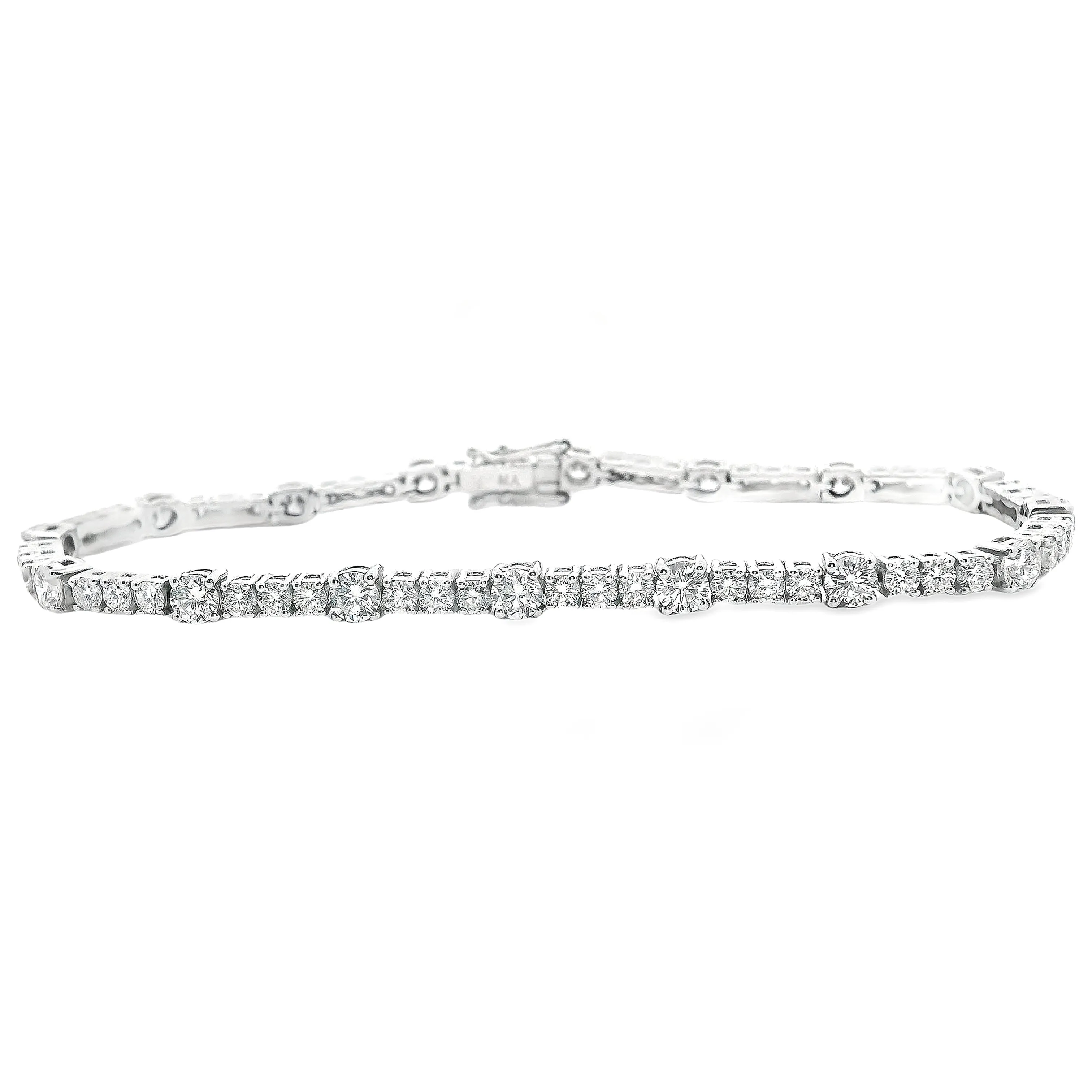 4.34ct 18k White Gold Diamond Bracelet