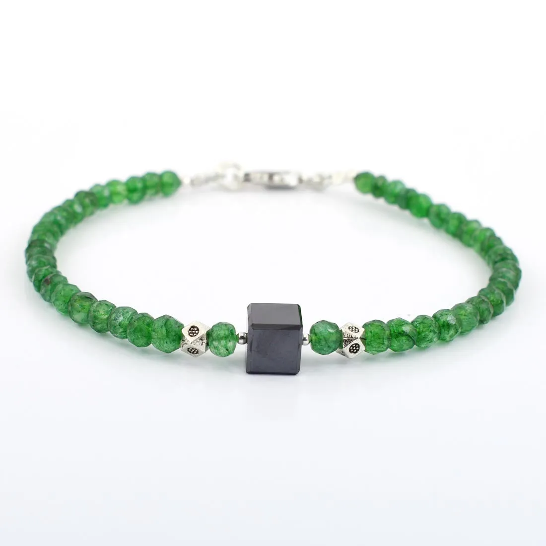 5 mm Emerald Gemstone Bracelet With 7 mm Black Diamond Bead