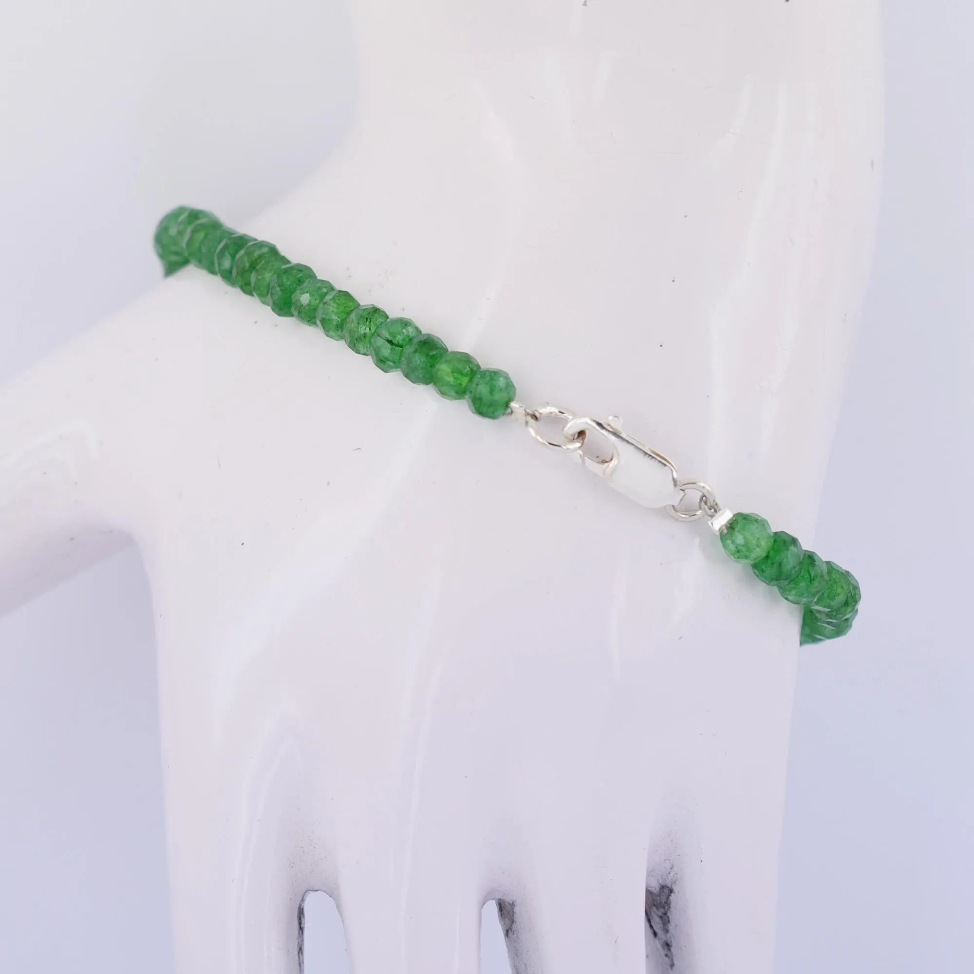 5 mm Emerald Gemstone Bracelet with Silver Finding, 100% Certified