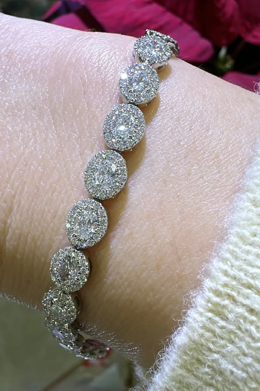 6.20ct t.w. Lab Diamond Oval-shape Statement Bracelet