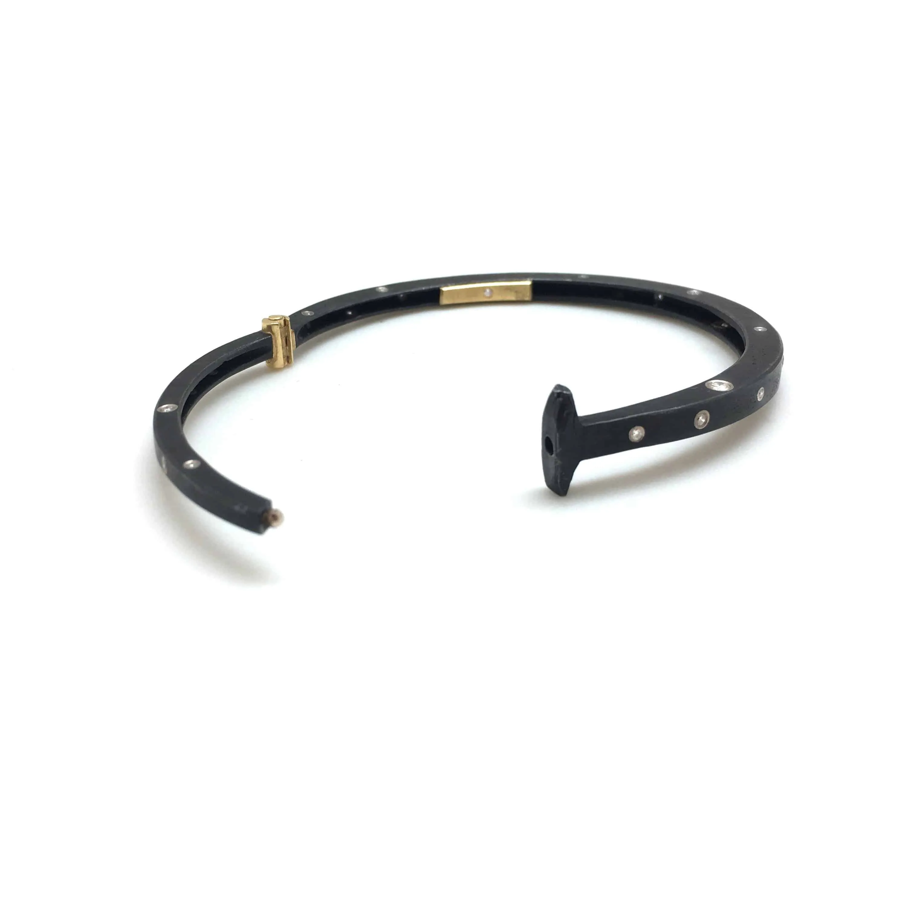 7 Stone Splash Nail Bracelet