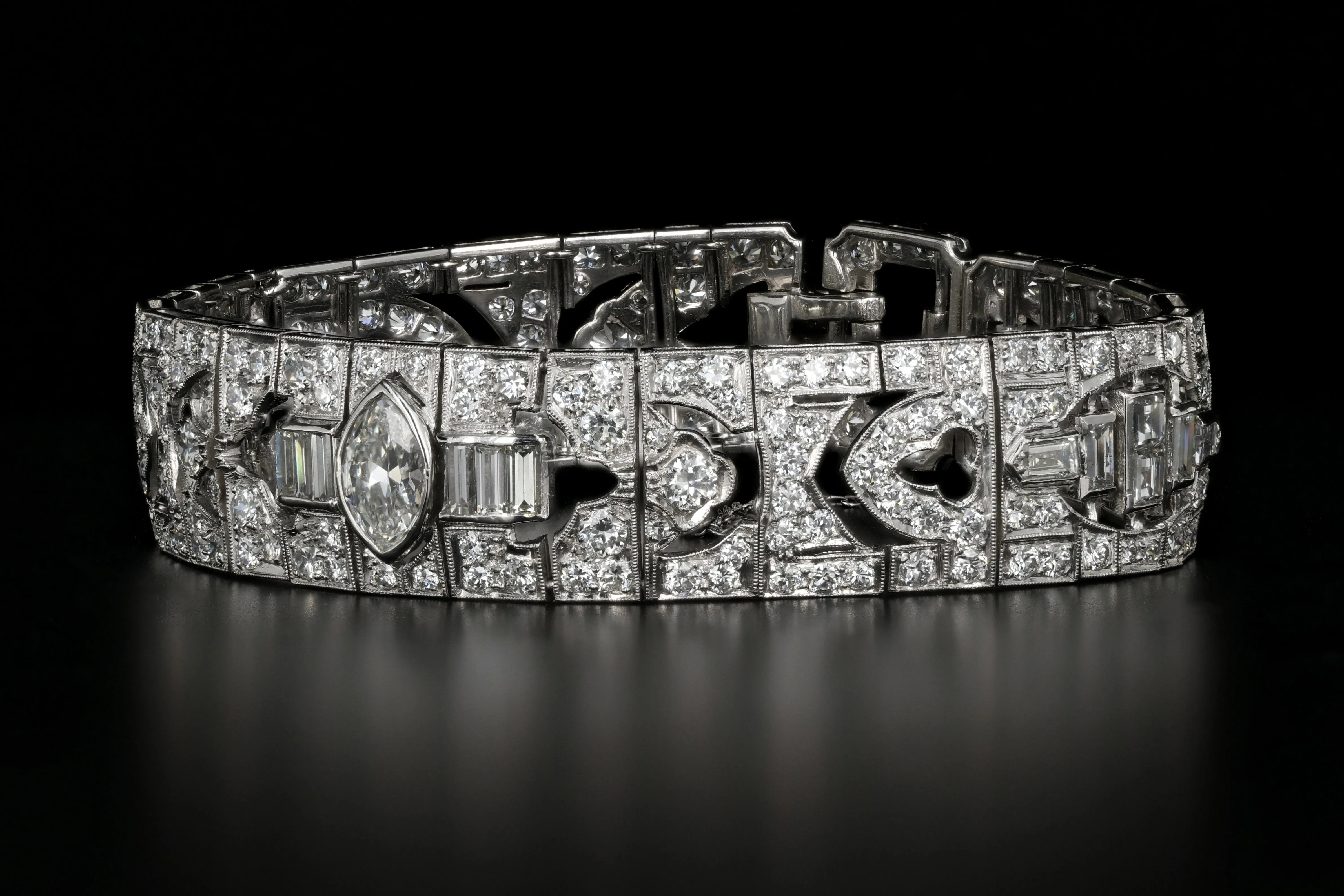 Art Deco Platinum 14 CTW Diamond Bangle Bracelet