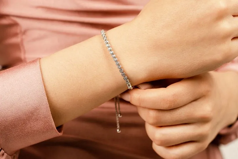 Bezel Set Adjustable Lab-Grown Diamond Bracelet with 0.76 ct.(finished) 2.25mm