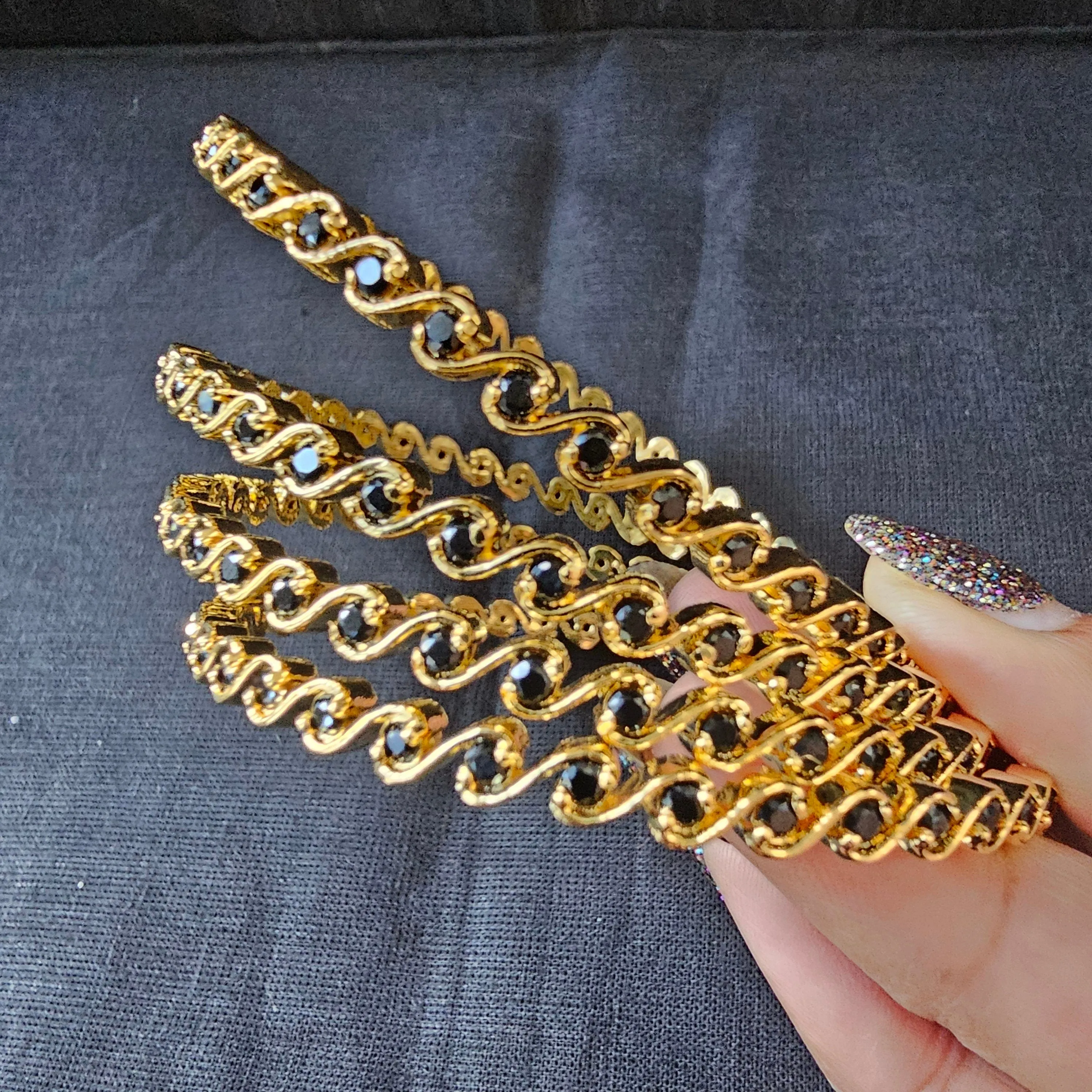 Black stone 4 Set Bangles