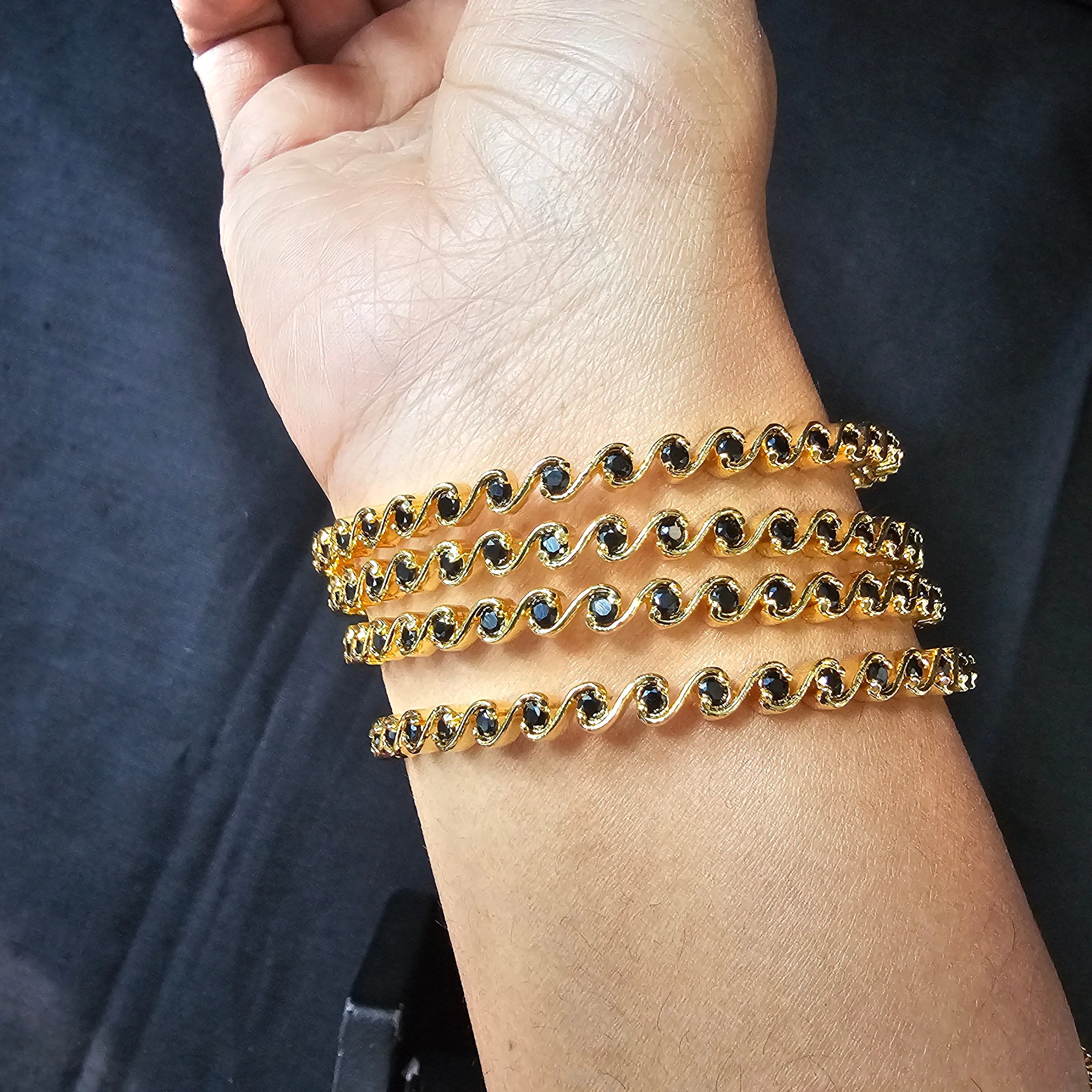 Black stone 4 Set Bangles