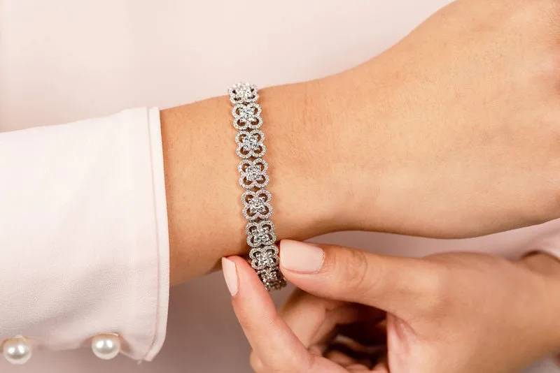 Blossoming Beauty Diamond Bracelet with 6.26 ct.(finished) 1mm, 2.3mm