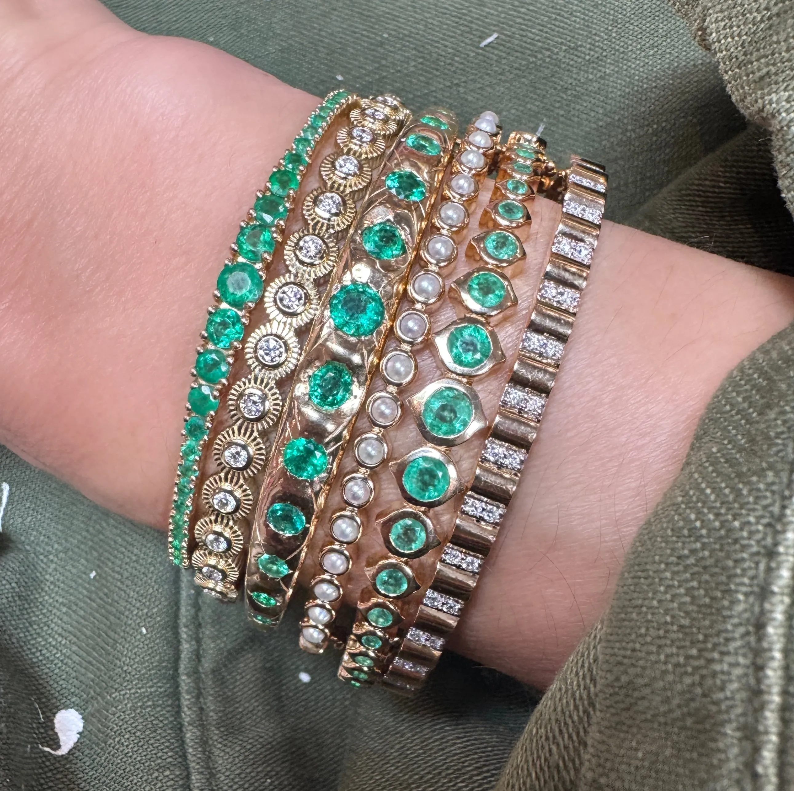 Classic Bezel Set Pearl Bangle