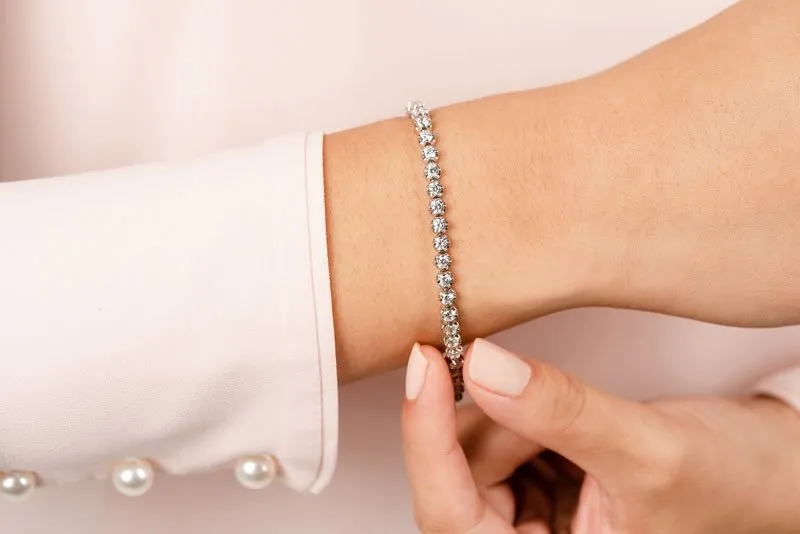 Classic Prong Set Lab-Grown Diamond Tennis Bracelet with 13.50 ct.(finished) 5.0mm