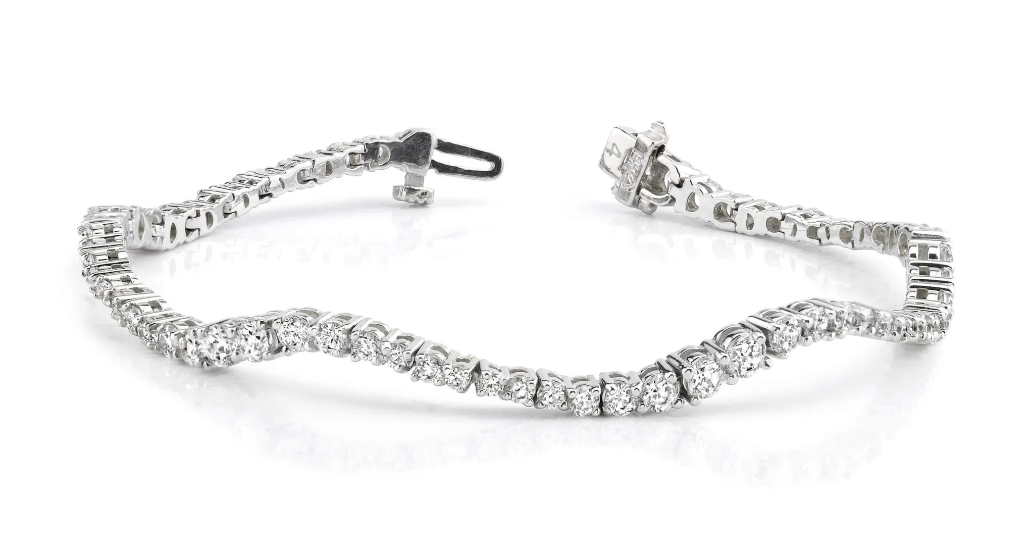 Classic Wave Journey Bracelet In Lab-Grown Diamond with 4.99 ct.(finished)