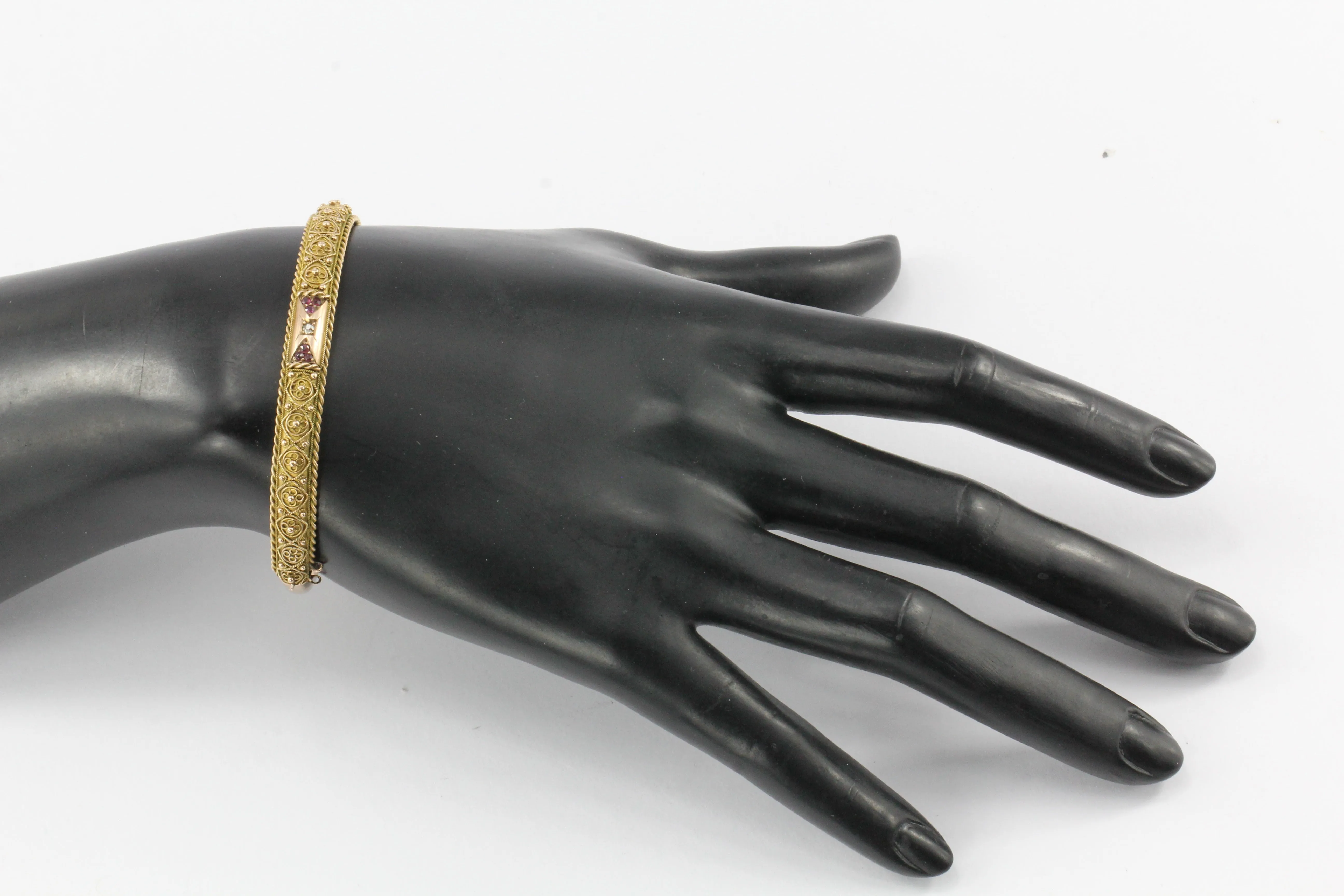 Edwardian Payton, Pepper & Sons 9 CT Ruby and Diamond Bangle Bracelet c.1902