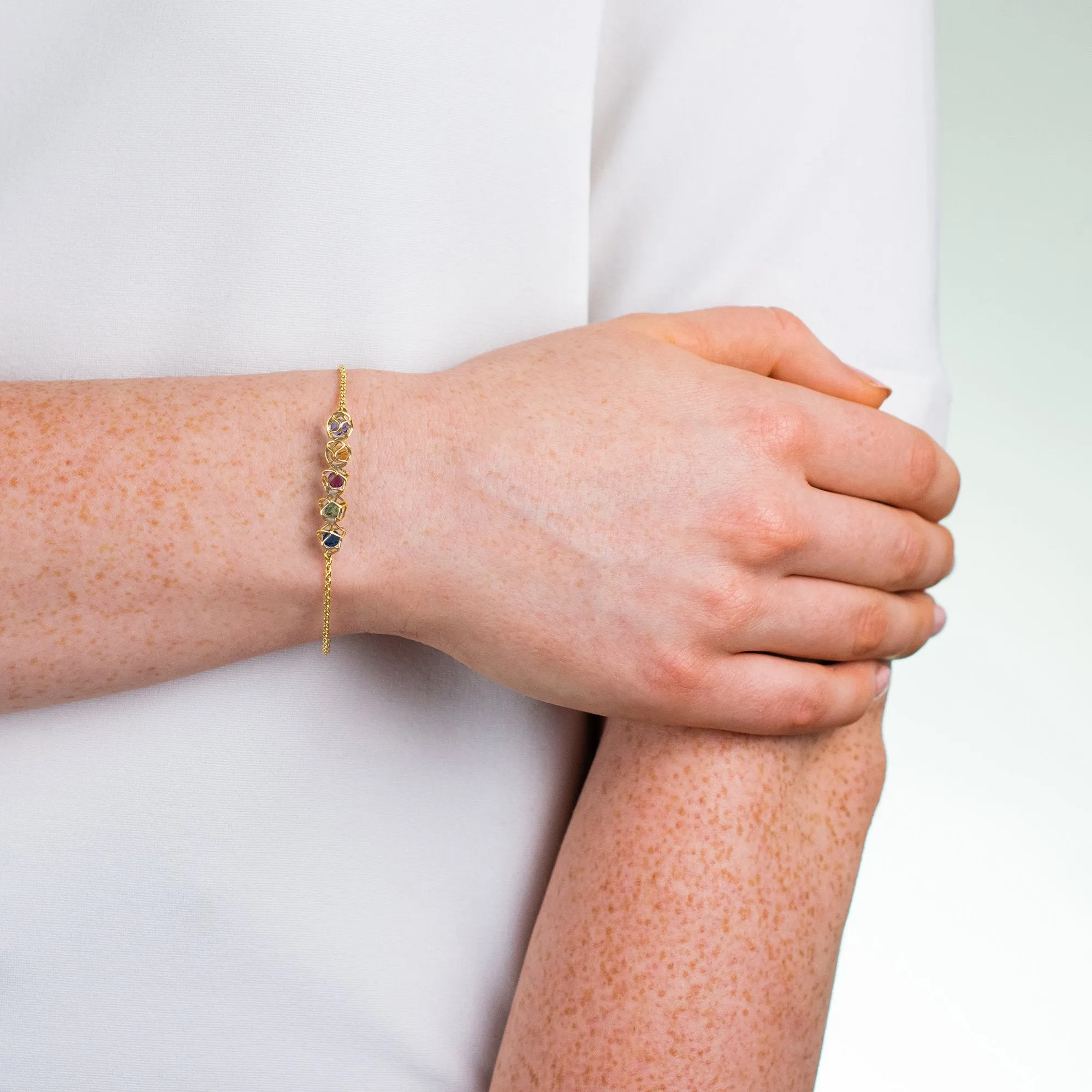EMBRACE Montreal Leaves | Bracelet 5-Star, Yellow Gold with Gemstones