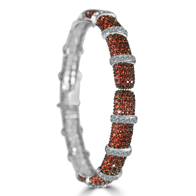 Face-off Zirconite Cubic Zirconia Hinged Bangle Bracelet. 698B10CZ