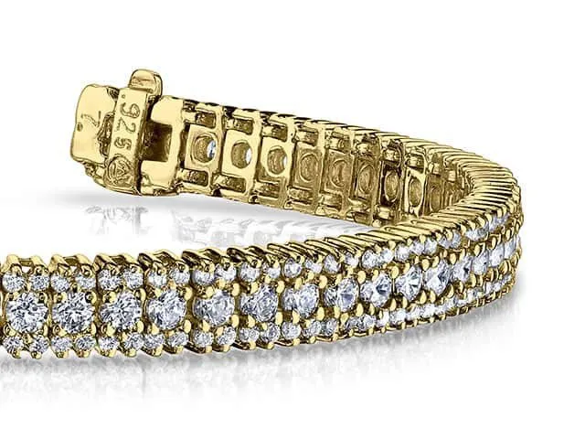 Flashy Prong Set Diamond Bracelet with 8.91 ct.(finished) 1.5mm, 3mm