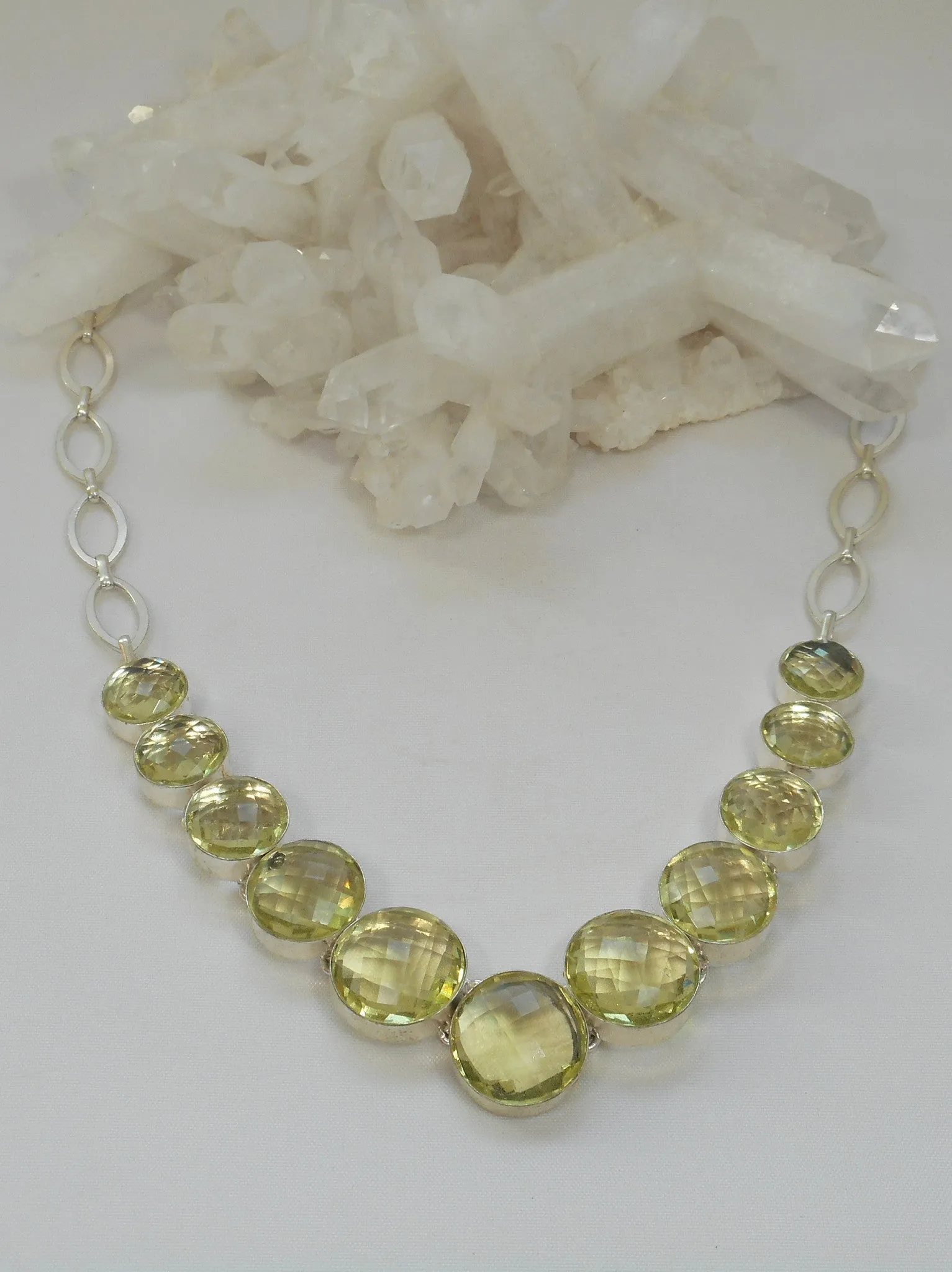 Green Amethyst Quartz Necklace 3