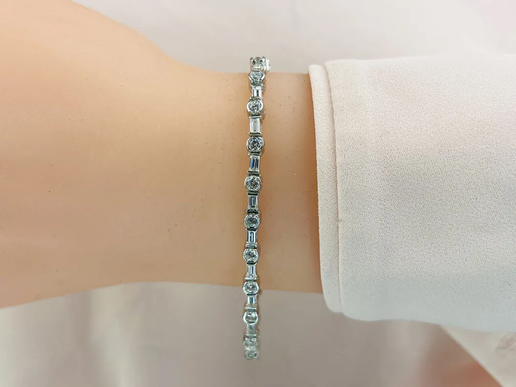 Half Bezel And Channel Set Lab-Grown Diamond Bracelet with 2.08 ct.(finished) 2.7x1.4mm, 2mm