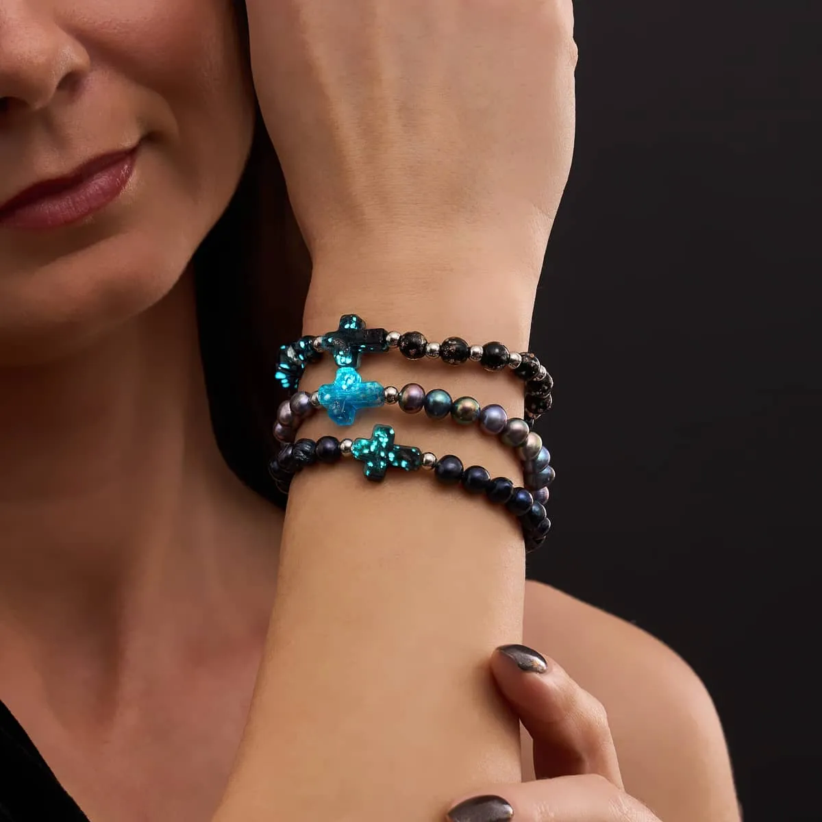 Joan of Arc | .925 Sterling Silver | Obsidian Firefly Glass x Black Freshwater Pearl Cross Bracelet