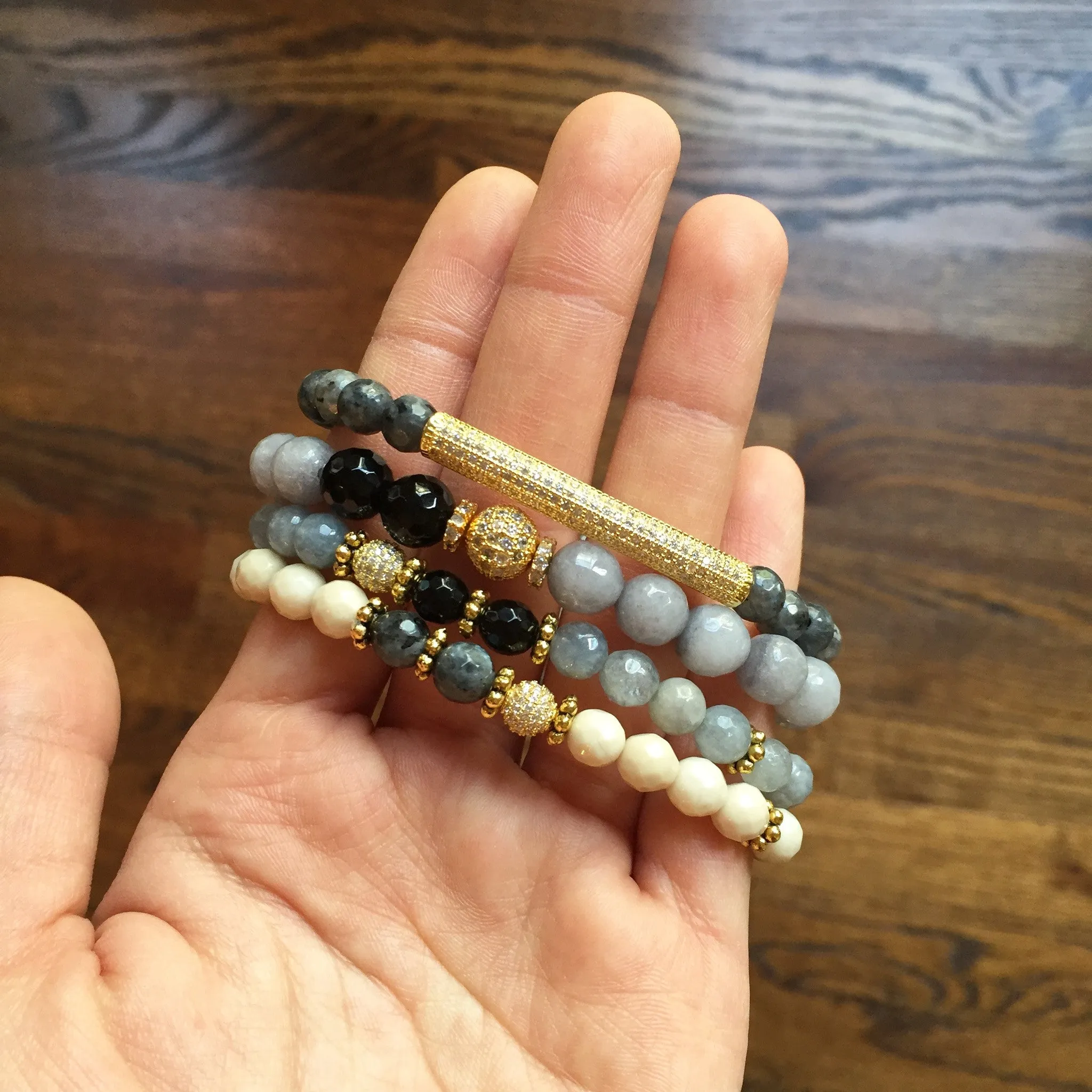 KENNEDY GOLD gray jade/onyx