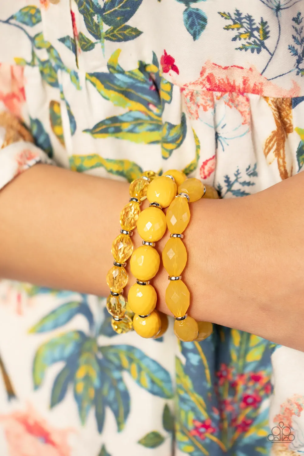 Paparazzi  High Tide Hammock - Yellow Bracelet