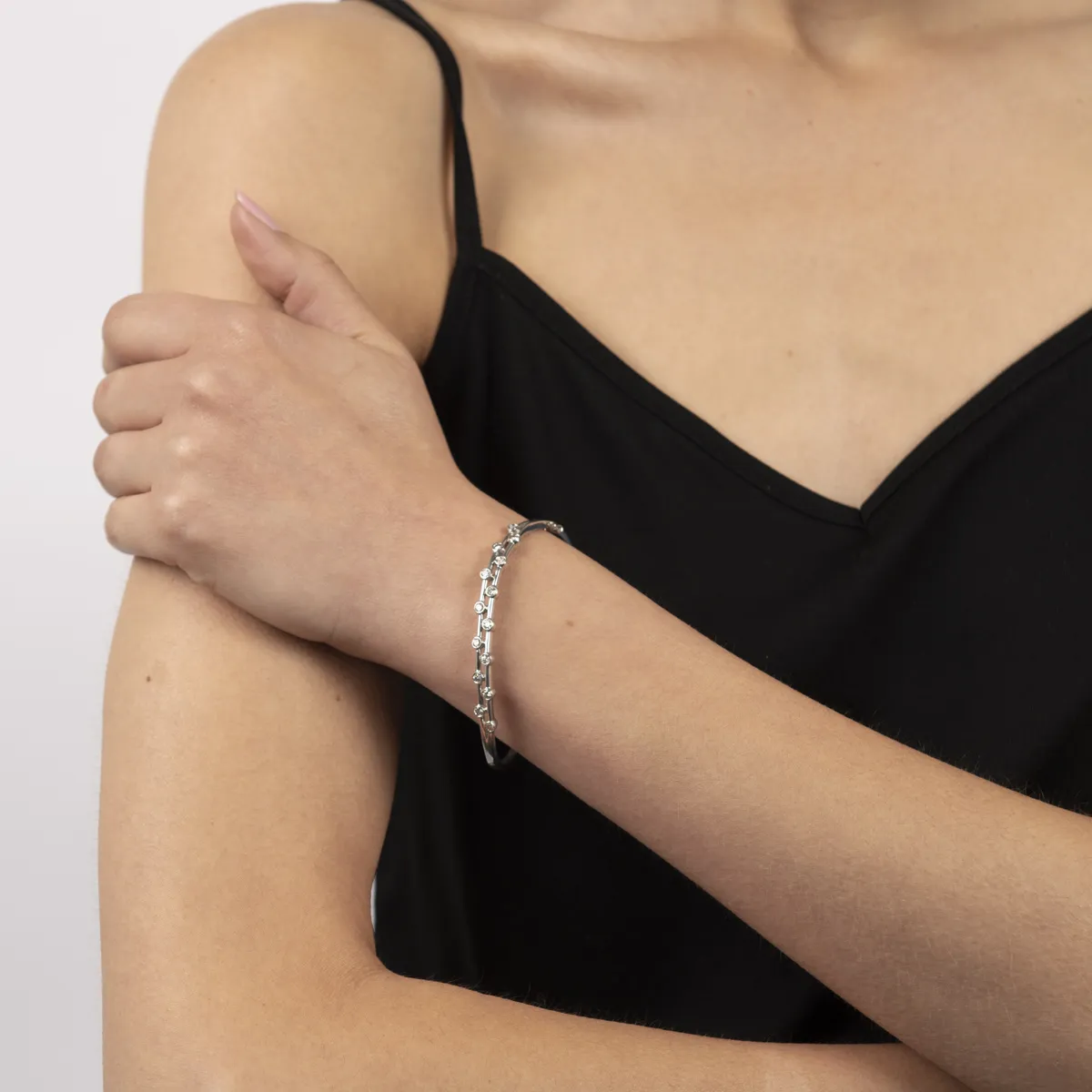Pre-Owned Diamond Hinged Bangle