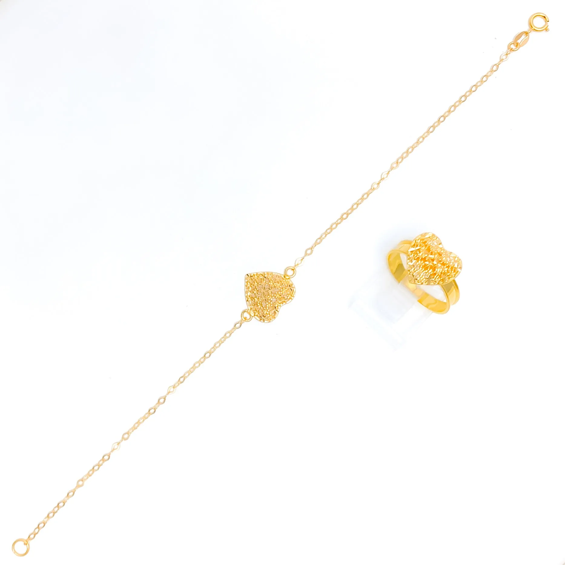 Regal Gleaming Netted Heart 21k Gold Bracelet W / Matching Ring