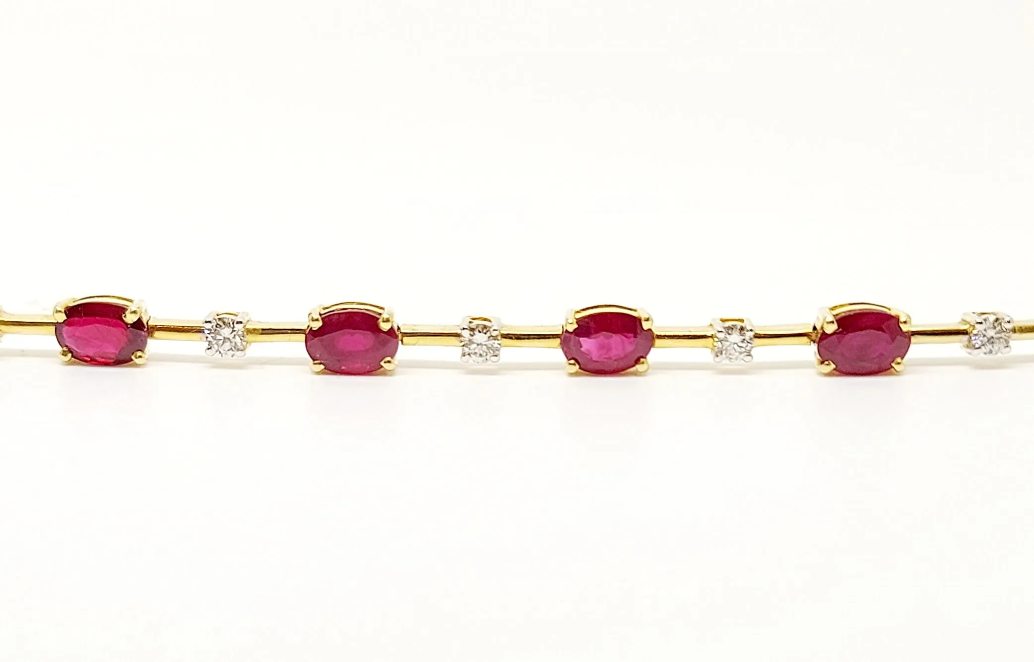 Ruby And Diamond Bar Bracelet In 14k Yellow Gold Ad No: 2400