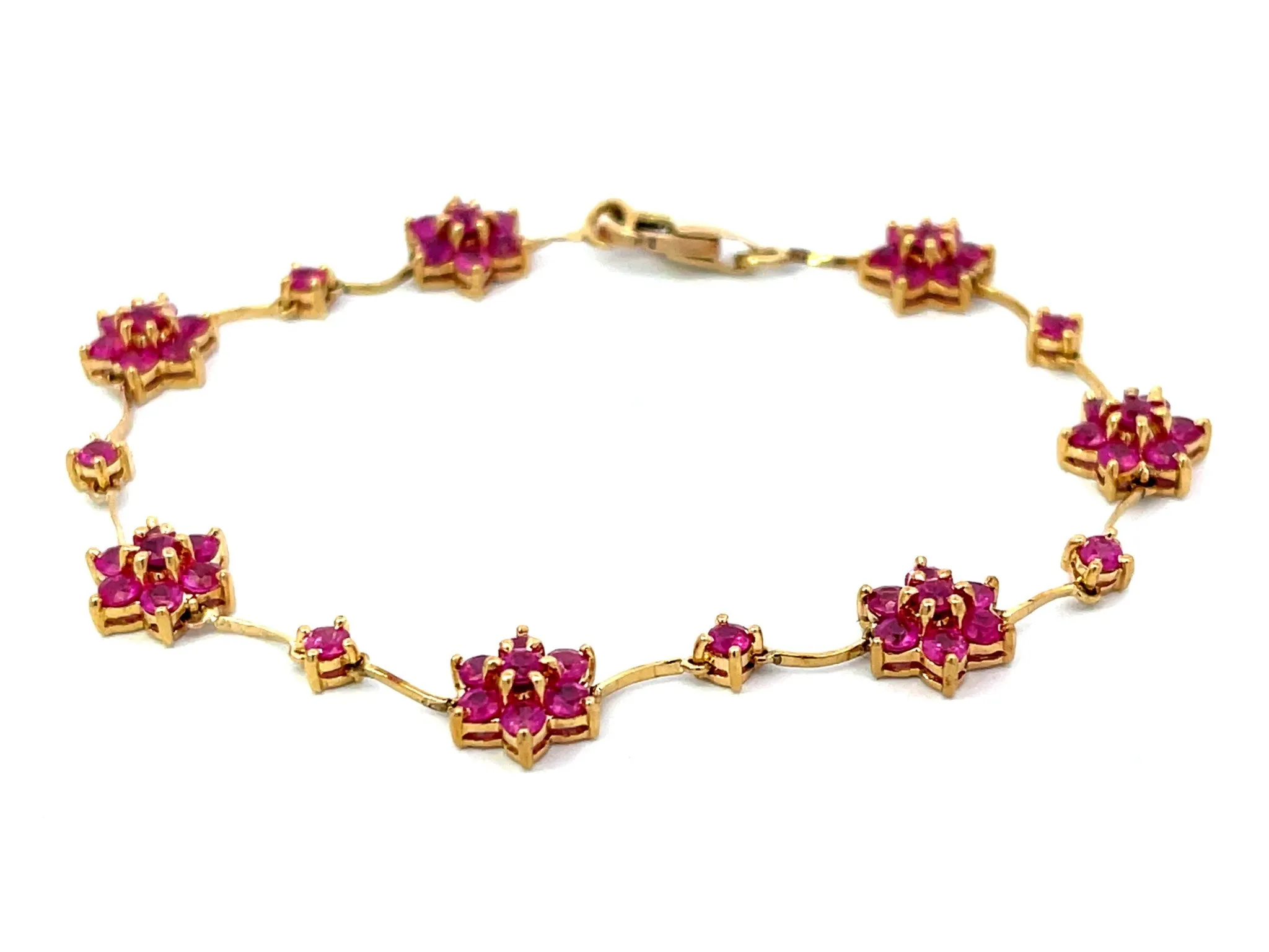 Ruby Flower Bracelet in 18k Yellow Gold