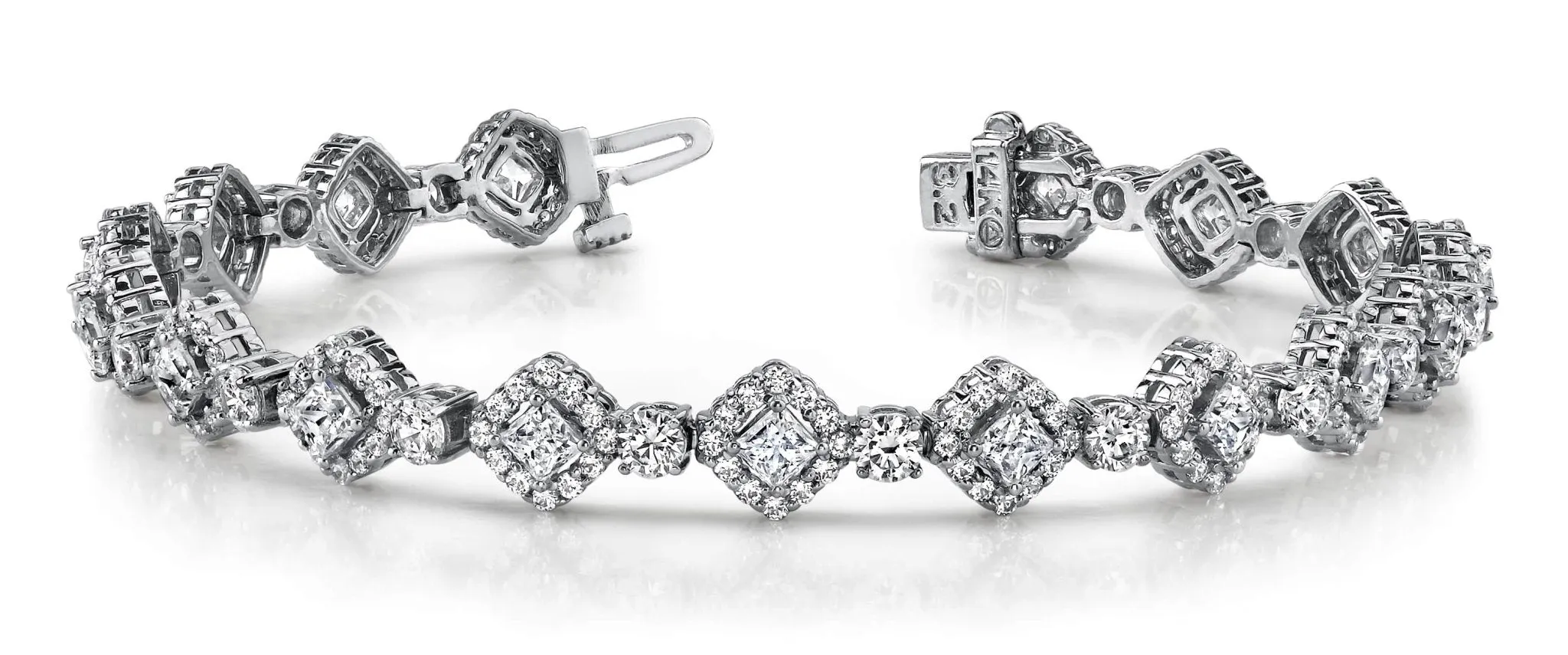 Spotlight Princess Cut Diamond Bracelet with 7.21 ct.(finished) 1.3mm, 3mm, 3.2mm