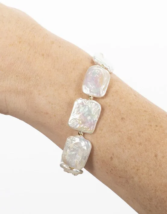Square freshwater pearl bracelet with gold beads