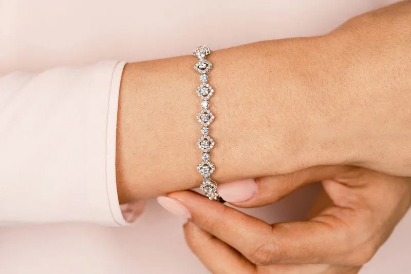 Square Link Lab-Grown Diamond Bracelet with 5.29 ct.(finished) 1.2mm, 2.7mm