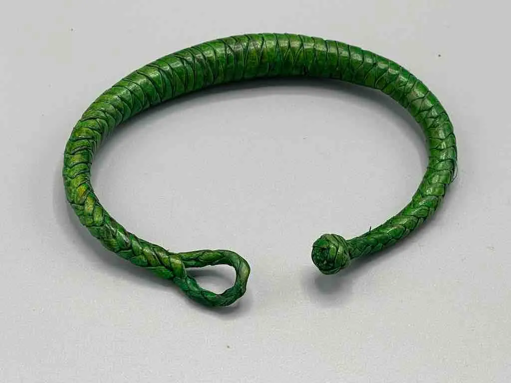 Tightly Woven Leather Solid Color Bracelet - Mali