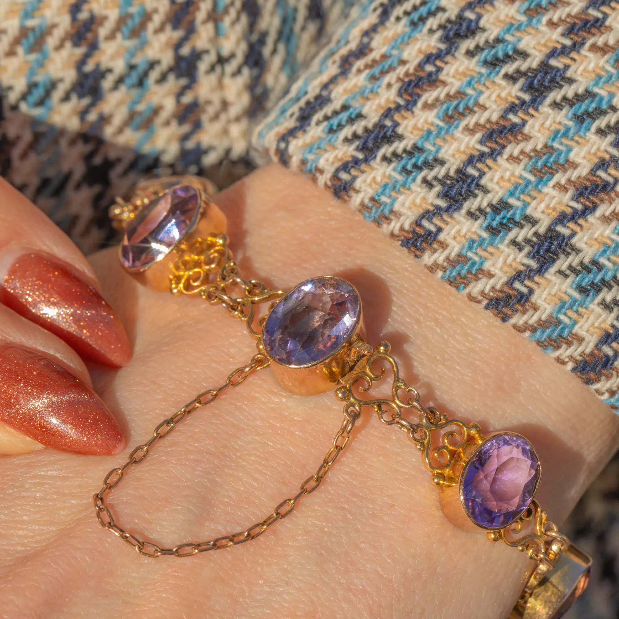 Victorian 9ct Gold Amethyst Bracelet, 22.98ct